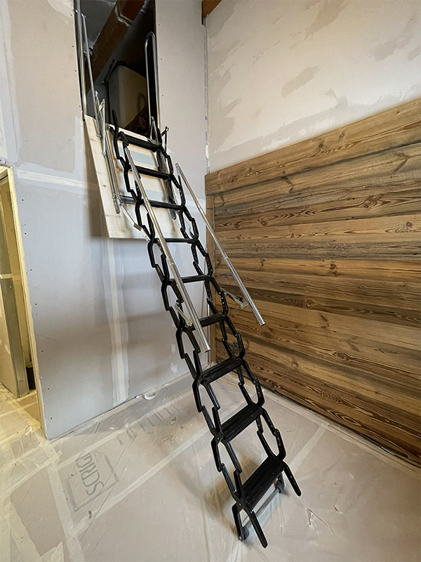 escalier-de-meunier-rabattable-accord-on-acc-s-aux-combles