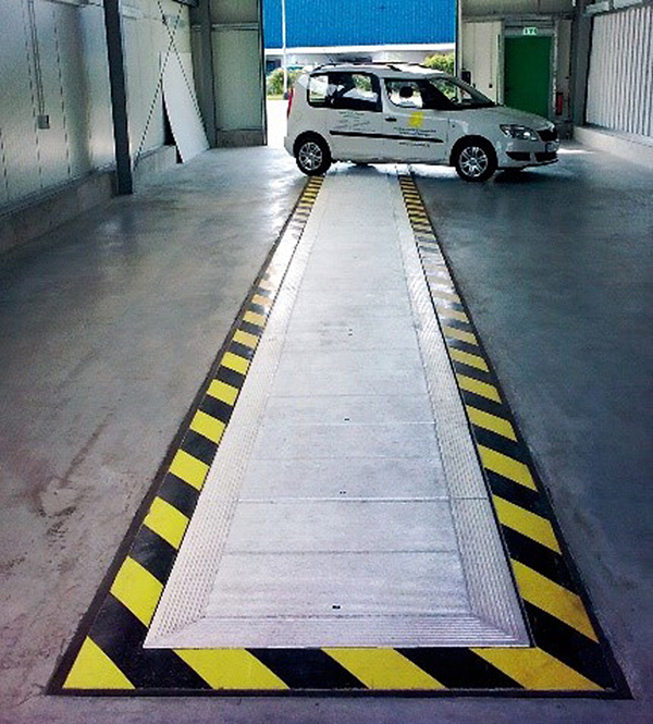 Couverture de fosse pour garage auto sécurité renforcée — free download